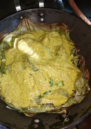A picture of Boal macher (helicopter cat fish) patai bhaja.
