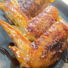 A picture of Diet Friendly, Spicy Non-fried Chicken Wings.