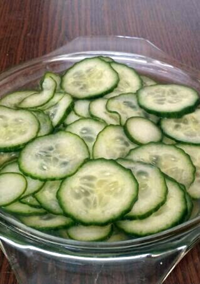 A picture of Pickled Cooling Cucumber.