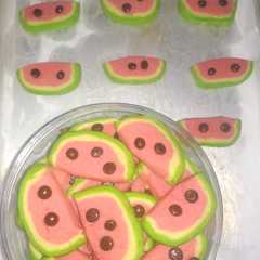 A picture of Kue Kering Semangka.