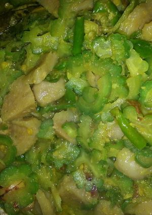 Foto resep Tumis pare tidak pahit campur bakso