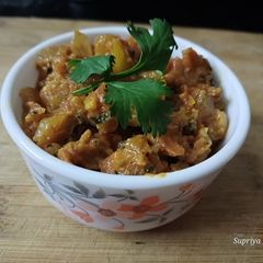 A picture of Green tomato sabji.