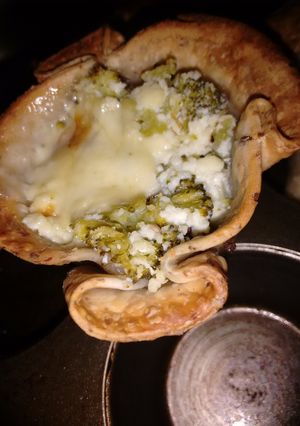 Una foto de Canastitas light de brócoli, ricota queso roquefort