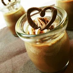 A picture of Rich Chocolate Pudding for Valentine's Day.