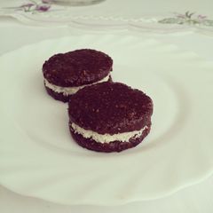 A picture of Oreo biscuits - no baked healthy choice!.