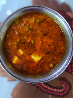 मटर पनीर (matar paneer recipe in Hindi) रेसिपी मुख्य फोटो