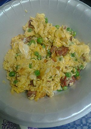 A picture of Egg with summer sausage.