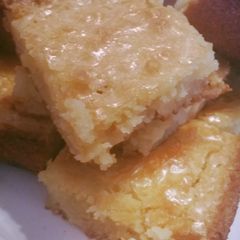 A picture of White Chocolate Brownies.