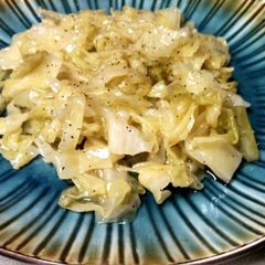 A picture of Fried cabbage.