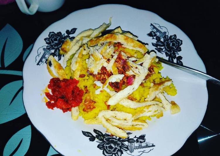 Nasi kuning ala mami Olyn