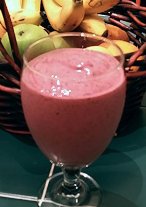 A picture of loaded fruit smoothie.