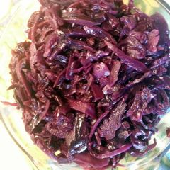 A picture of 'V' Fruity red cabbage.