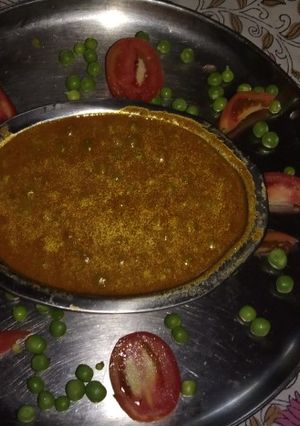मटार उसळ (matar usal recipe in marathi) रेसिपी चे मुख्य फोटो 