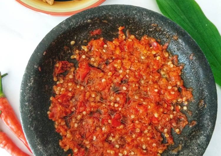 Cara Gampang Membuat Sambal Korek Anti Gagal