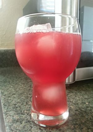 A picture of Cran-cherry 'N' Chamomile Punch.