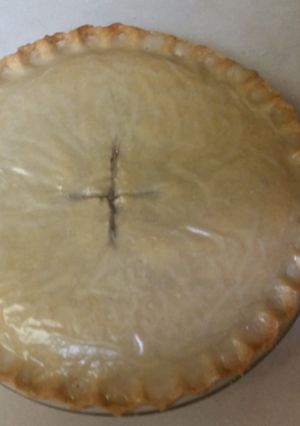 A picture of Gregsters Marrionberry/Blueberry Pie.
