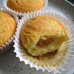 A picture of Pineapple Jam Stuffed Cupcakes.