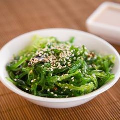 A picture of Wakame seaweed salad.