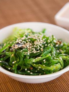 A picture of Wakame seaweed salad.