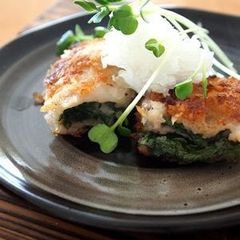 A picture of Non-fried Japanese-style Tonkatsu Made with Thinly Sliced Pork Belly.