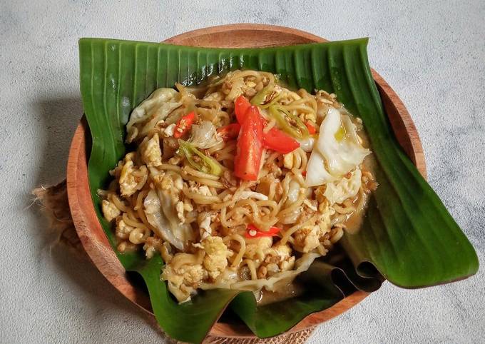 Cara Memasak Indomie Goreng Nyemek Anti Gagal