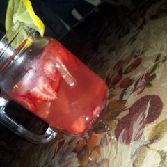 A picture of strawberry-lemonadita.