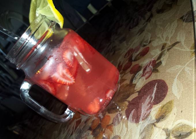 Recipe of Bobby Flay strawberry-lemonadita