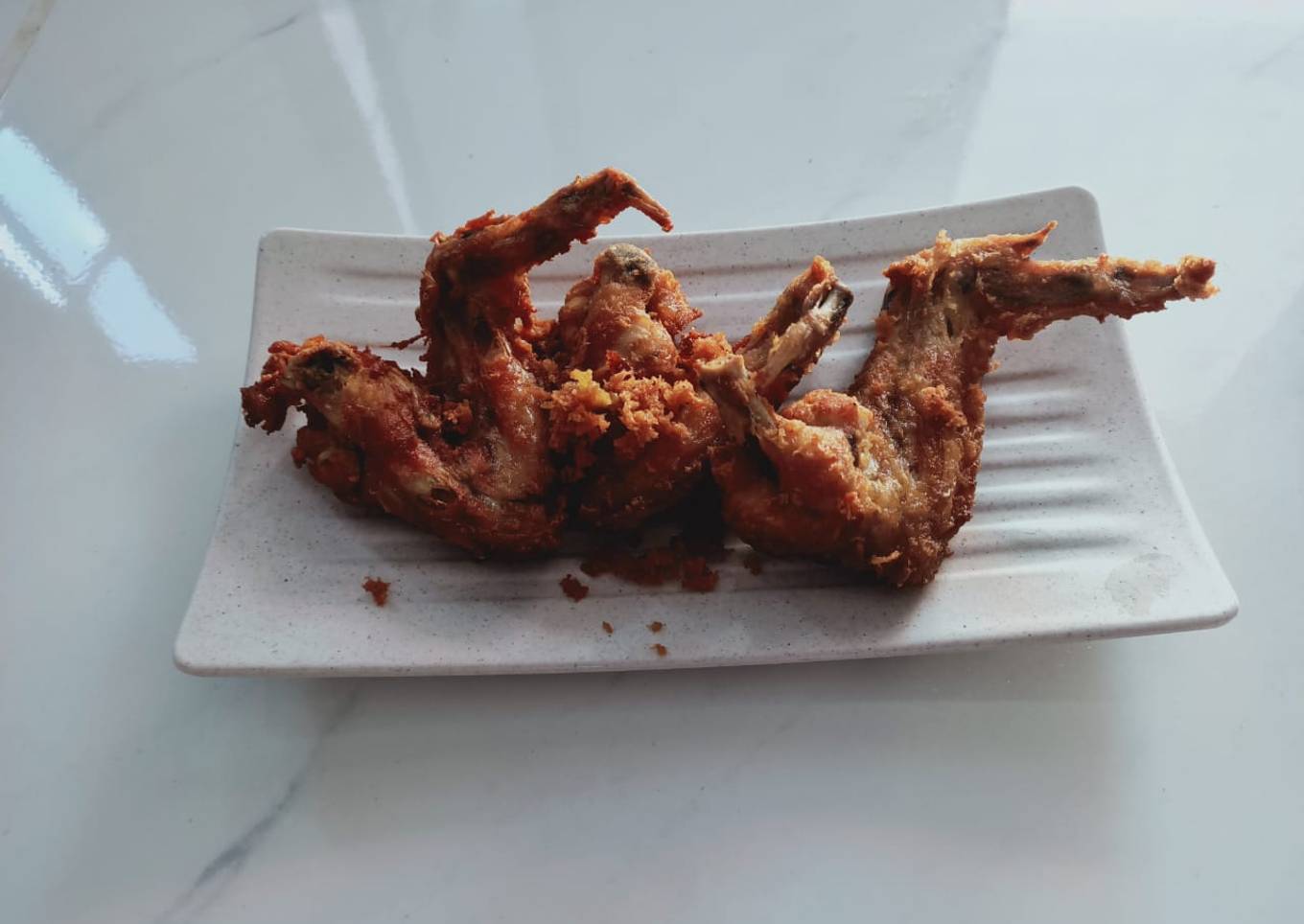 Ayam Goreng dan Tahu Goreng Rempah