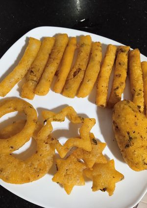 A picture of Potato and semolina snacks.