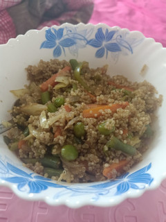 वेज क्विनोआ (veg Quinoa recipe in Hindi) रेसिपी मुख्य फोटो