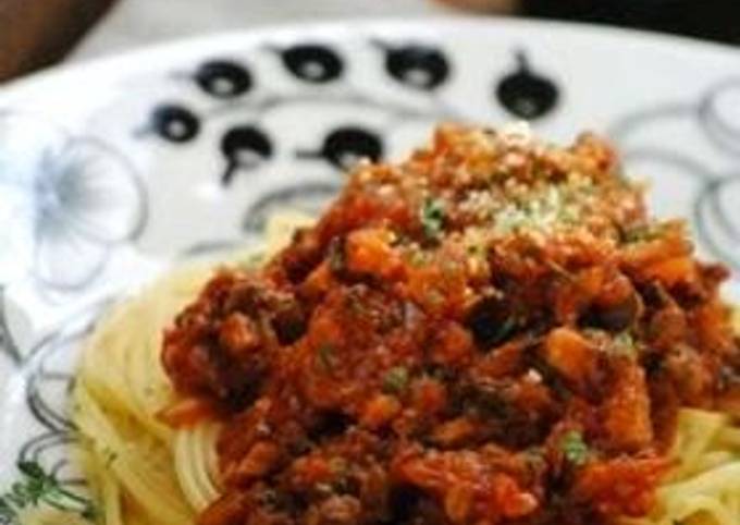 Bolognese (Meat Sauce Spaghetti)