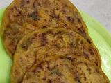 સ્ટફ આલુ પરાઠા (Stuffed Aloo Paratha Recipe In Gujarati)