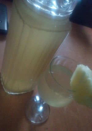 A picture of Pineapple peels juice.