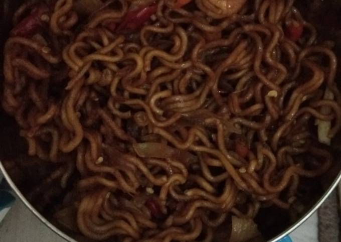 Mie goreng pedas udang teriyaki