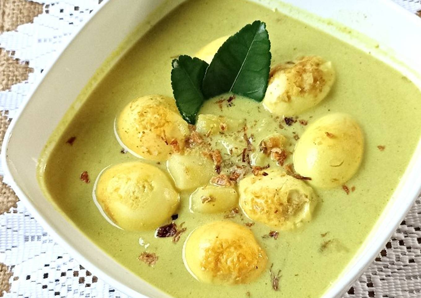 Telor Bumbu Kare