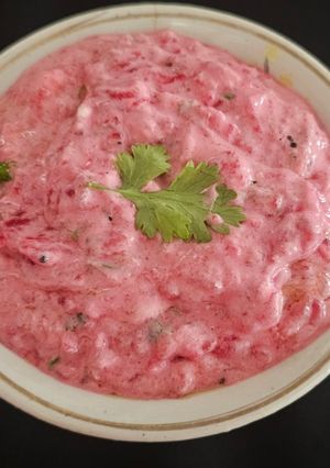 A picture of Beetroot Raita.
