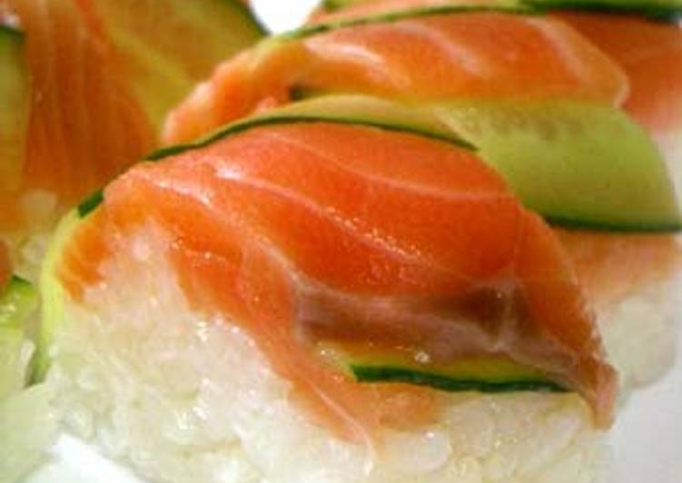 Superb Oshizushi (Pressed Sushi) with Meltingly Tender Marinated Salmon