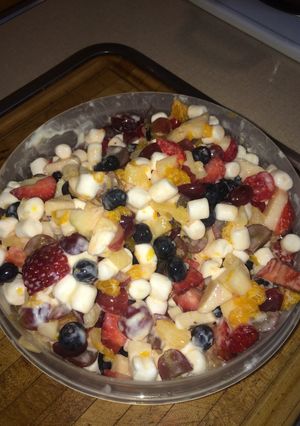 A picture of Favorite Fruit Salad.