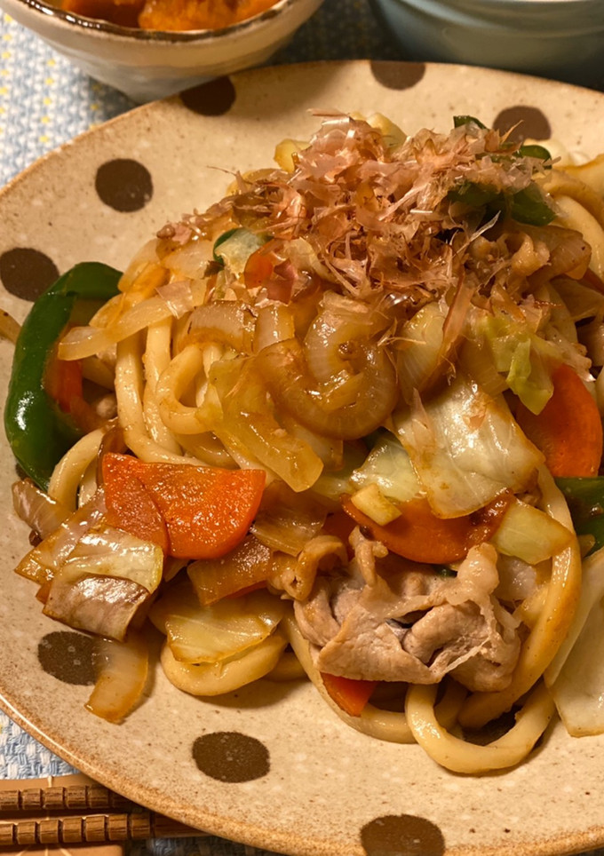 A picture of Easy! Stir-Fried Udon with Mentsuyu Sauce.