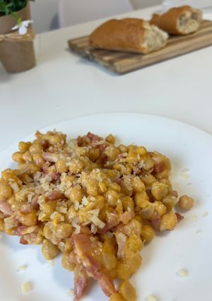 Una foto de Garbanzos a la carbonara