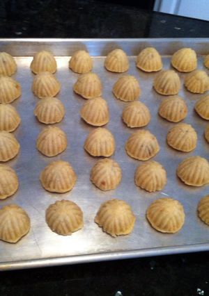 A picture of MA'AMOOL (farina Cookies) معمول.