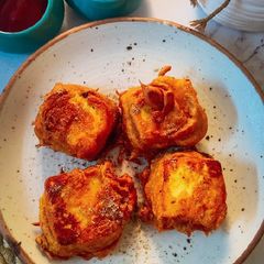 A picture of Sandwich Paneer Pakoda.