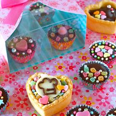 Soy Milk Chocolate Cups for Valentine's Day A picture of Soy Milk Chocolate Cups for Valentine's Day.