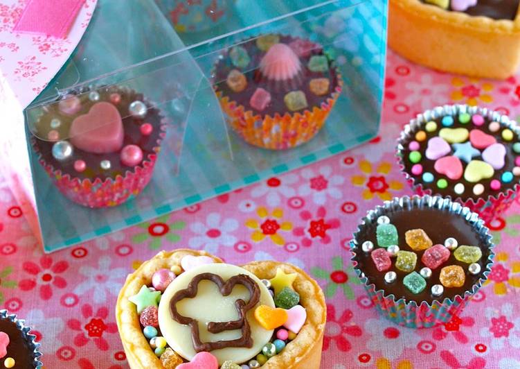 How to Prepare Homemade Soy Milk Chocolate Cups for Valentine&#39;s Day