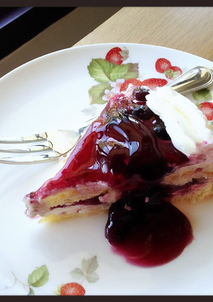 A picture of Blueberry Layer Cake.