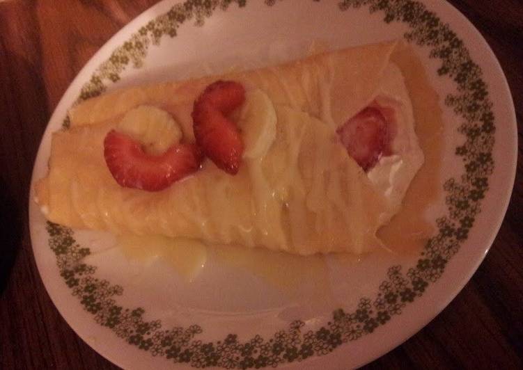 Recipe of Speedy Strawberry Banana Crepe