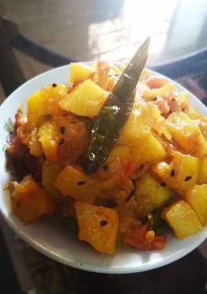 আলু চচ্চড়ি (aloo chacchari recipe in Bengali) রেসিপির প্রধান ছবি
