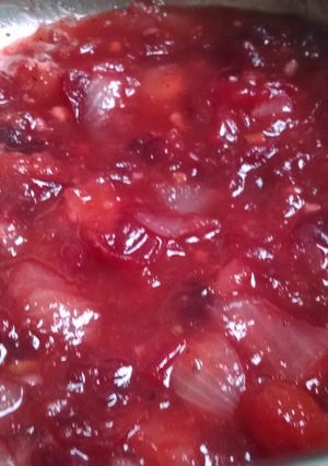 A picture of Cranberry orange chutney (for chicken).