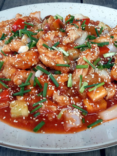 A picture of Kanya's Sweet and Sour Sauce.