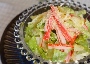 How to Cook Tasty Lettuce and Imitation Crab Stick Salad